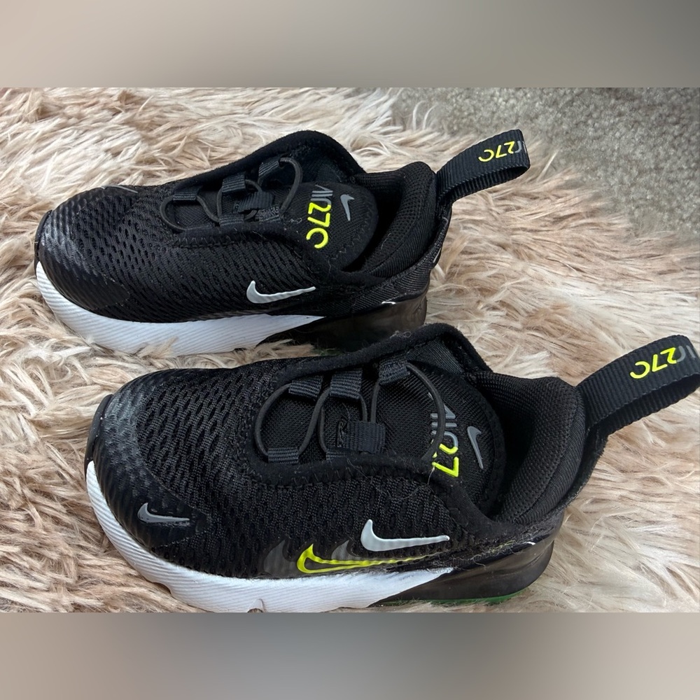 Nike 270 Kids Sneakers